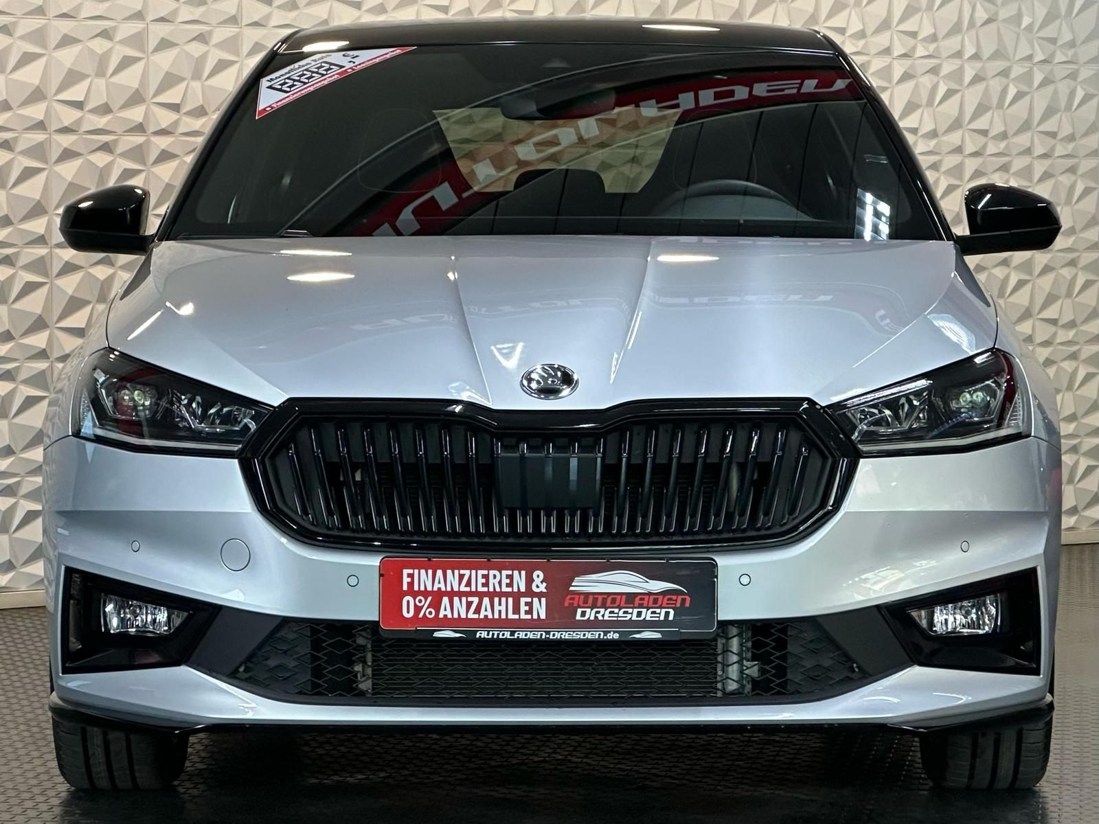 SKODA Fabia 1.5TSI MONTE CARLO LED#ACC#SPUR#PANO#CAM - Image 3