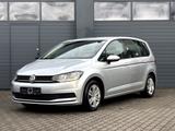 Volkswagen Touran 1.2 TSI 7 Sitze,AHK,Navi,PDC - Volkswagen Touran: Silber