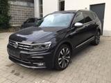 Volkswagen Tiguan Allspace 2.0TSI Highline DSG R-Line AHK N - Volkswagen Tiguan Allspace Highline mit Benzin-Antrieb