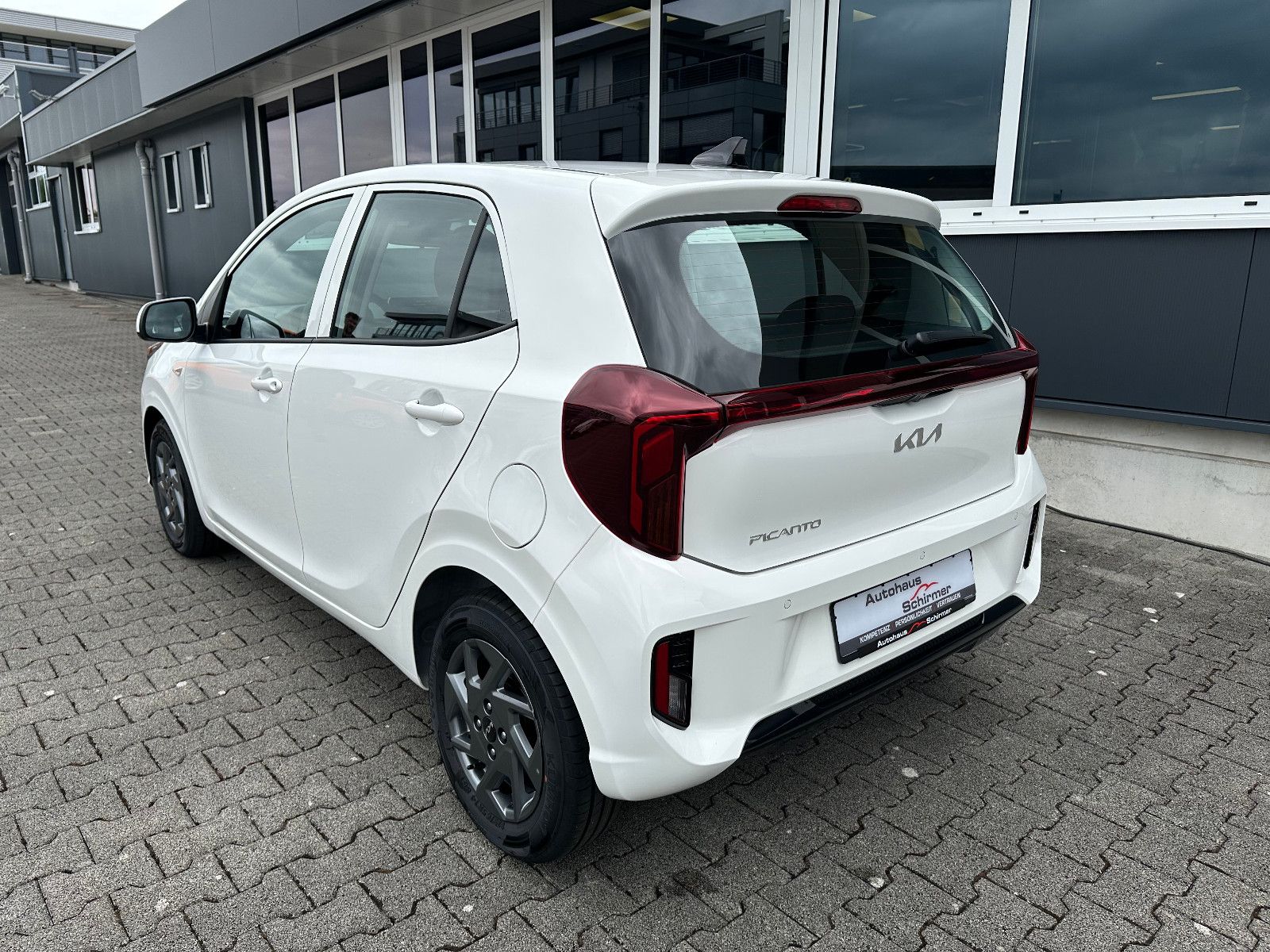 Fahrzeugabbildung Kia Picanto PE2 1.0 MT VISION