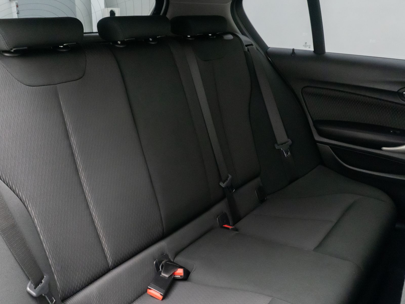 Fahrzeugabbildung BMW 118i FernlichtAs Komfort Ad.LED Tempomat KlimaAT