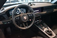 PORSCHE 992.2 Carrera 4S Cabrio | SportDesign | 18-Wege PORSCHE 992.2 Carrera 4S Cabrio | SportDesign | 18-Wege