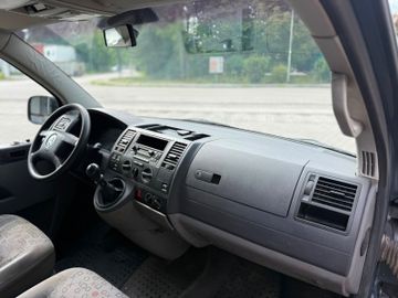 Volkswagen T5 Transporter - 11