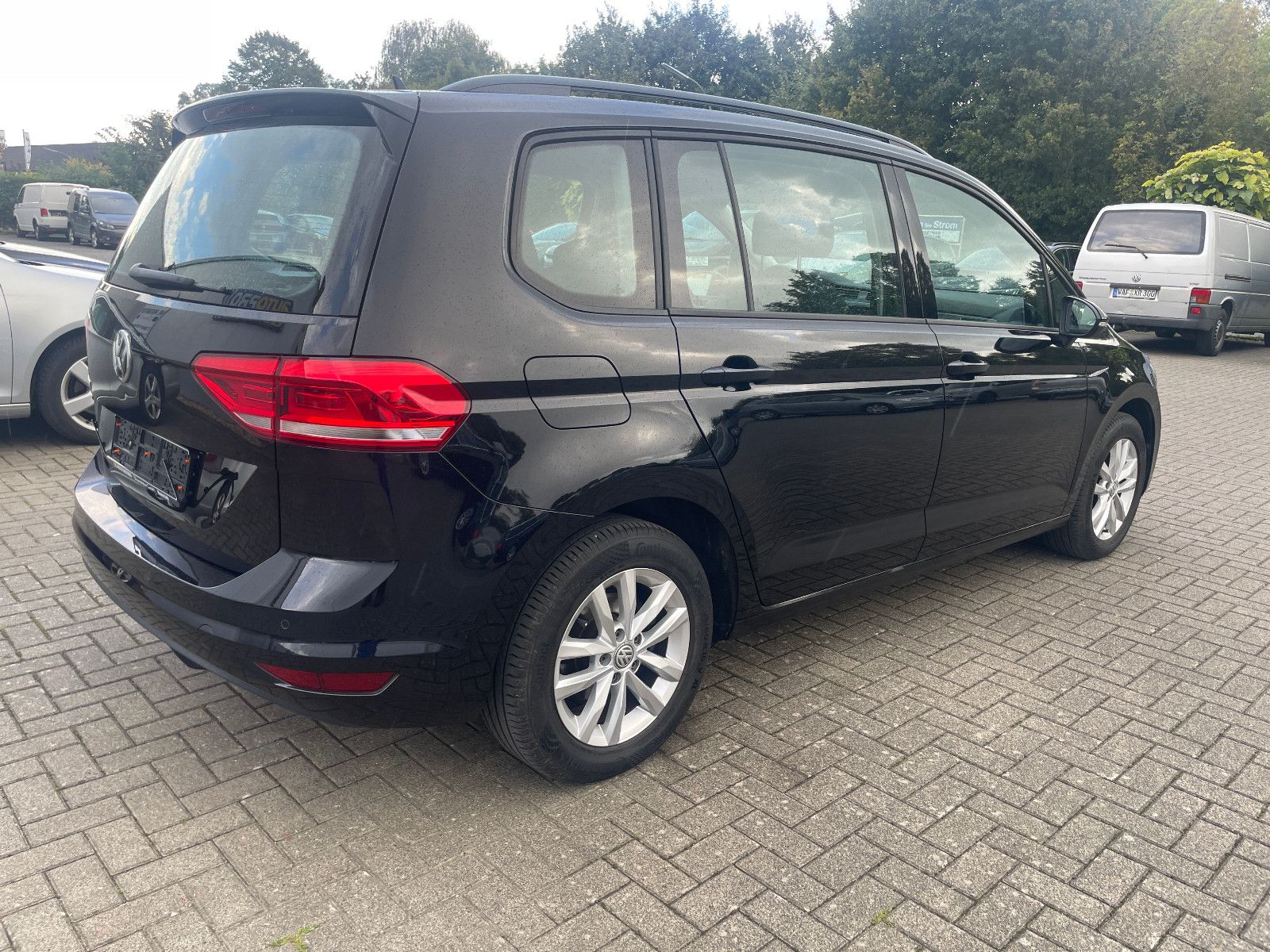 Volkswagen Touran Comfortline BMT, NAVI, AHK imagem 3