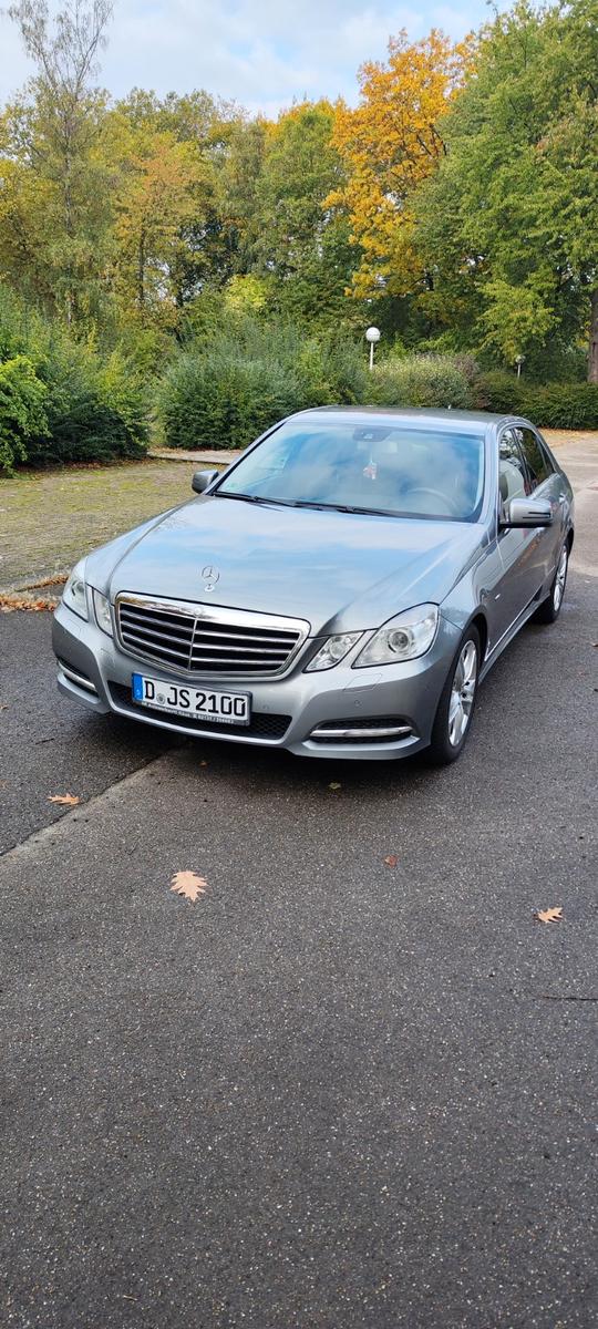 Mercedes-Benz E 220