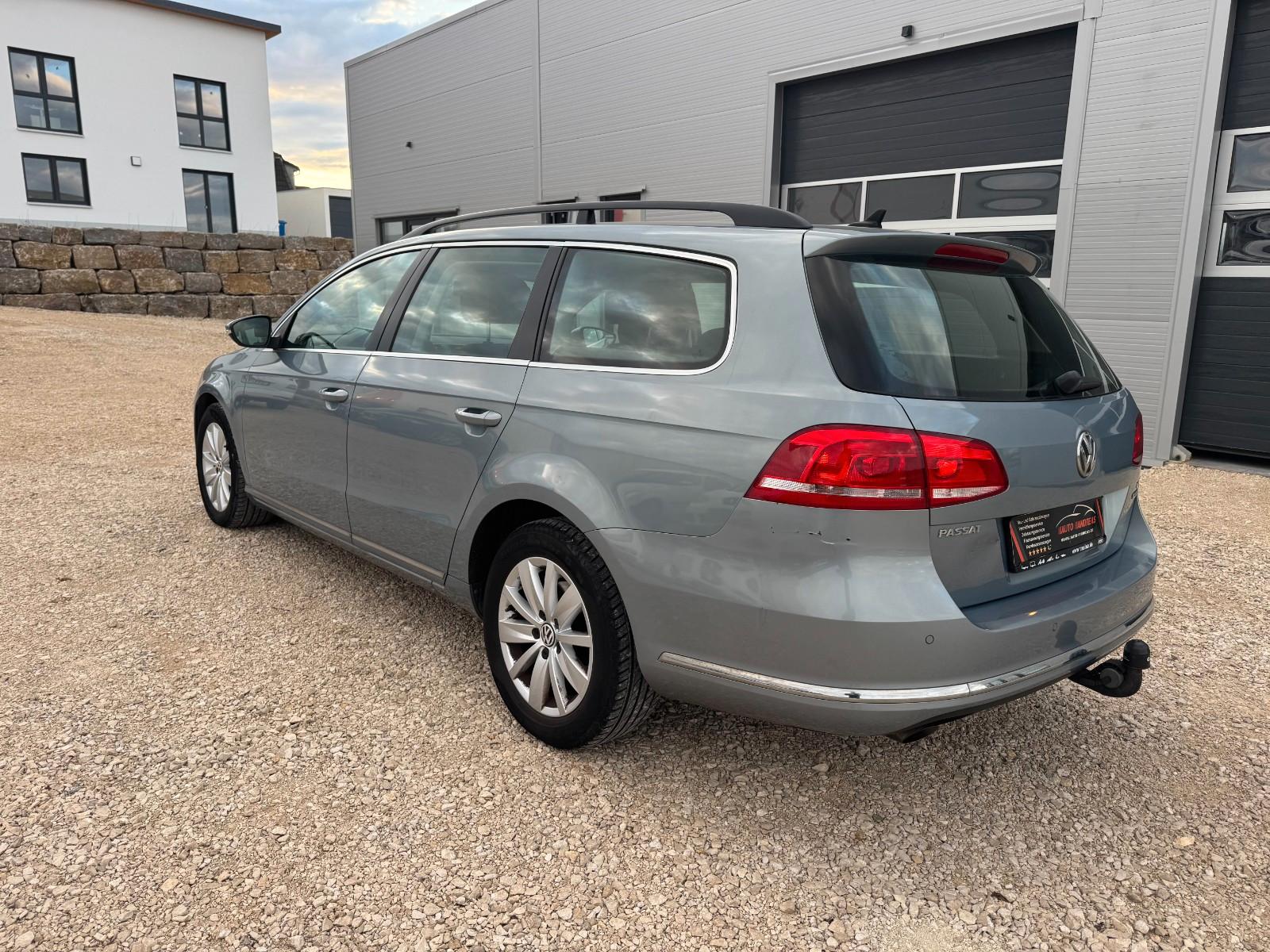 Volkswagen Passat 2011 — photo 7
