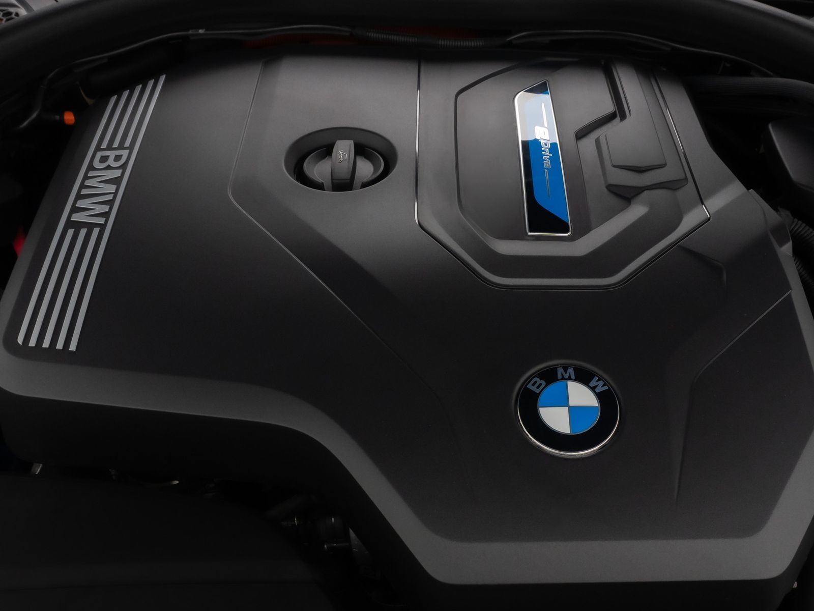 Fahrzeugabbildung BMW 320e M Spot DAB Widscreen PDC CockpitPlus 19Zoll