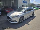 Ford Focus 2,0L TDCi Turnier ST*BI-XENON*KAMERA*NAVI* - Ford Focus mit Diesel-Antrieb
