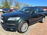 Audi Q7 3.0 TDI quattro S-Line / Leder Xenon / Standh - Audi Q7 aus 2008: Line