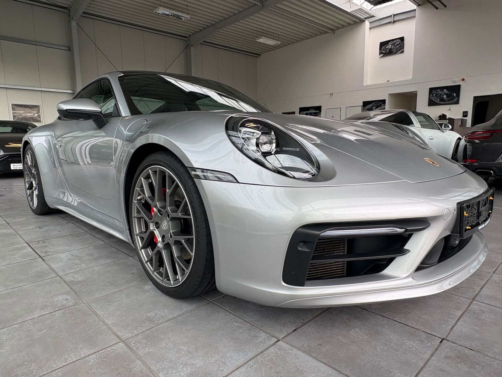 Fahrzeugabbildung Porsche 911 Carrera 4S Sport Design VollAusst.