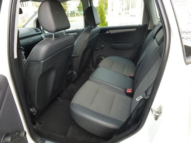 Mercedes-Benz A 180 AVANTGARDE Autom-Klima-94TKM-Sitzheizung A