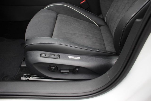 Passat Variant Business eTSI DSG Navi-Pro-Max 8-