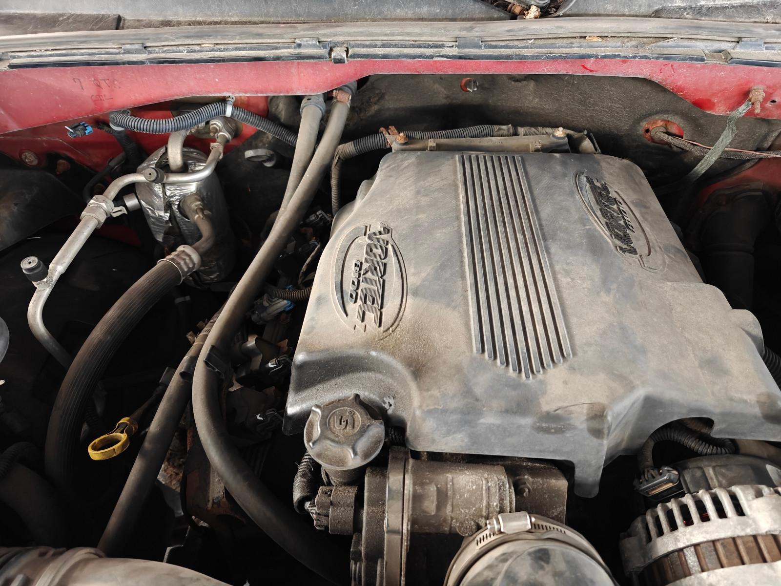 Chevrolet Silverado 2004 — photo 15