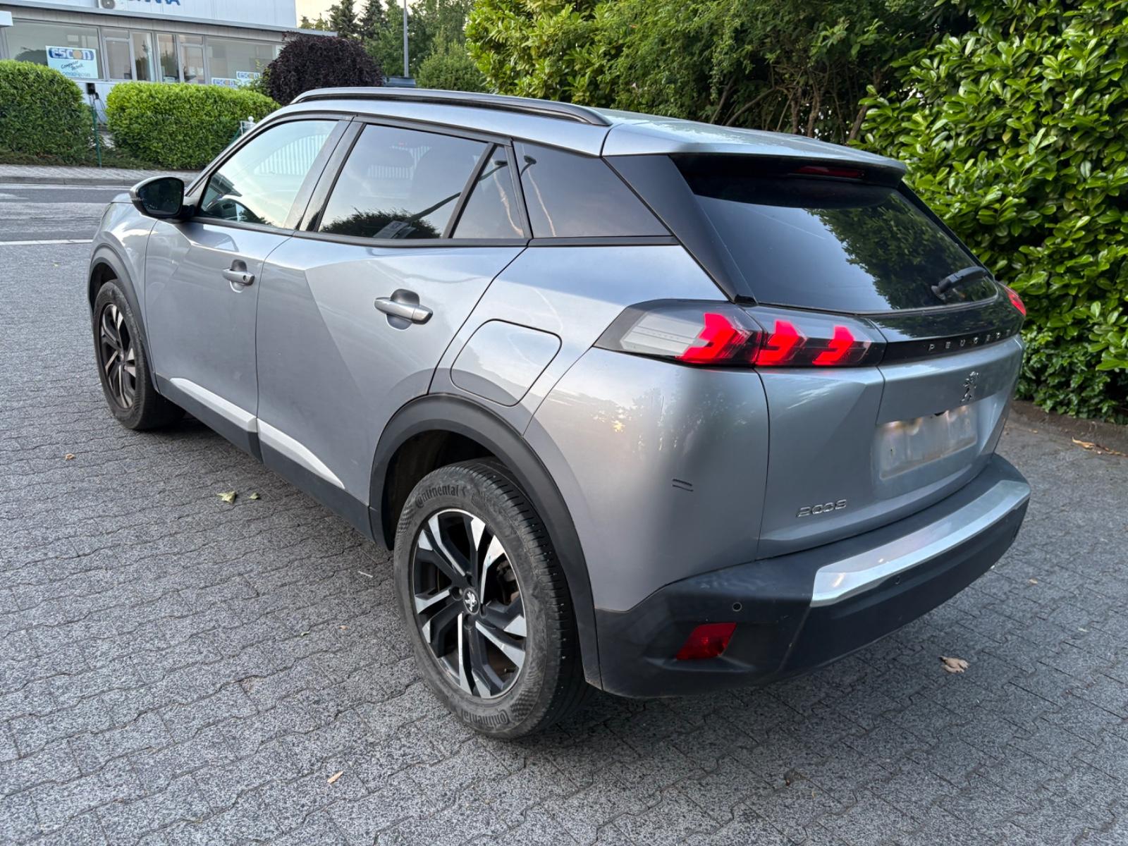 Peugeot 2008 1.5HDI/ALLURE/DSG/Netto 9900