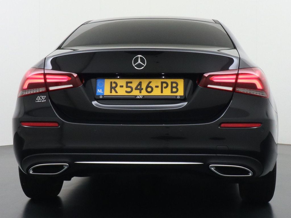 Mercedes-Benz A 180 Limousine Luxury Line | Achteruitrij kamer