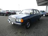 Mercedes-Benz 200 D (W123), Originalzustand - Mercedes-Benz 200: D W123
