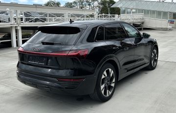 Audi Q8 e-tron - 6