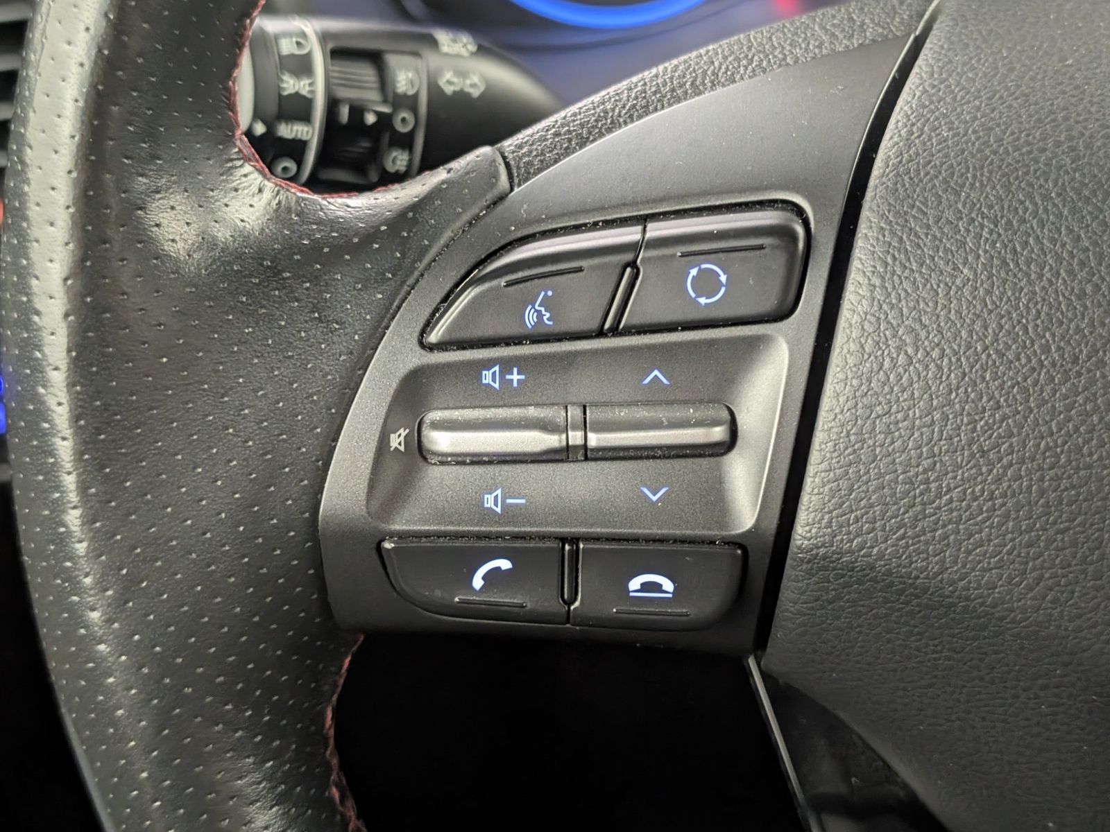 HYUNDAI Kona KONA 1.6 T-GDI Unique Plus 2WD Automatik – Bild 33