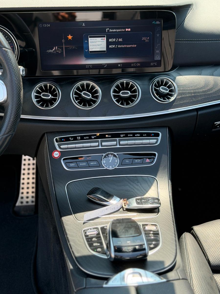Mercedes-Benz E 300 E Cabrio Garantie *AMG Line *LED *Kamera