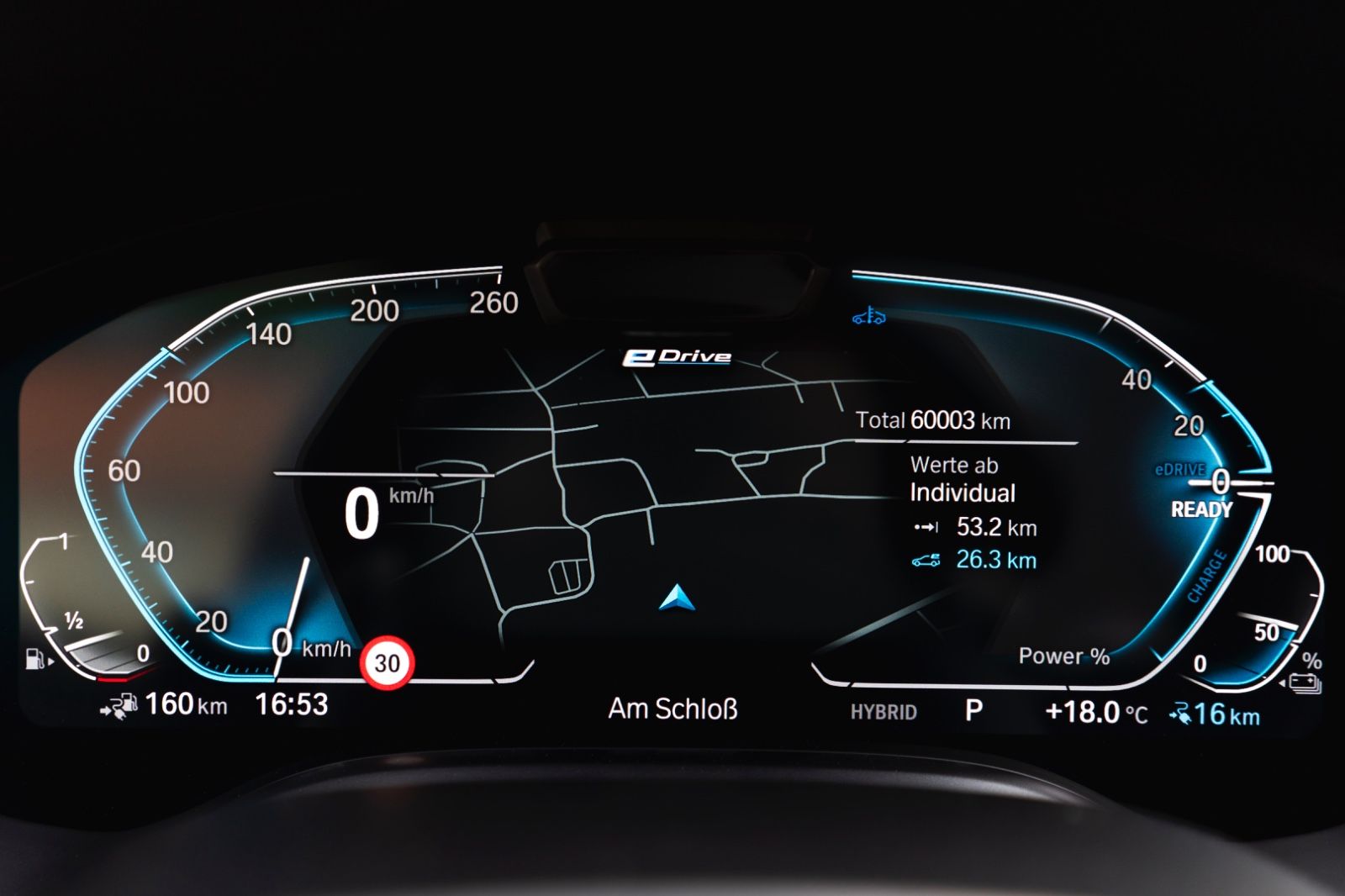 Fahrzeugabbildung BMW 745 e M Sportpaket Laserlicht Head Up Harman