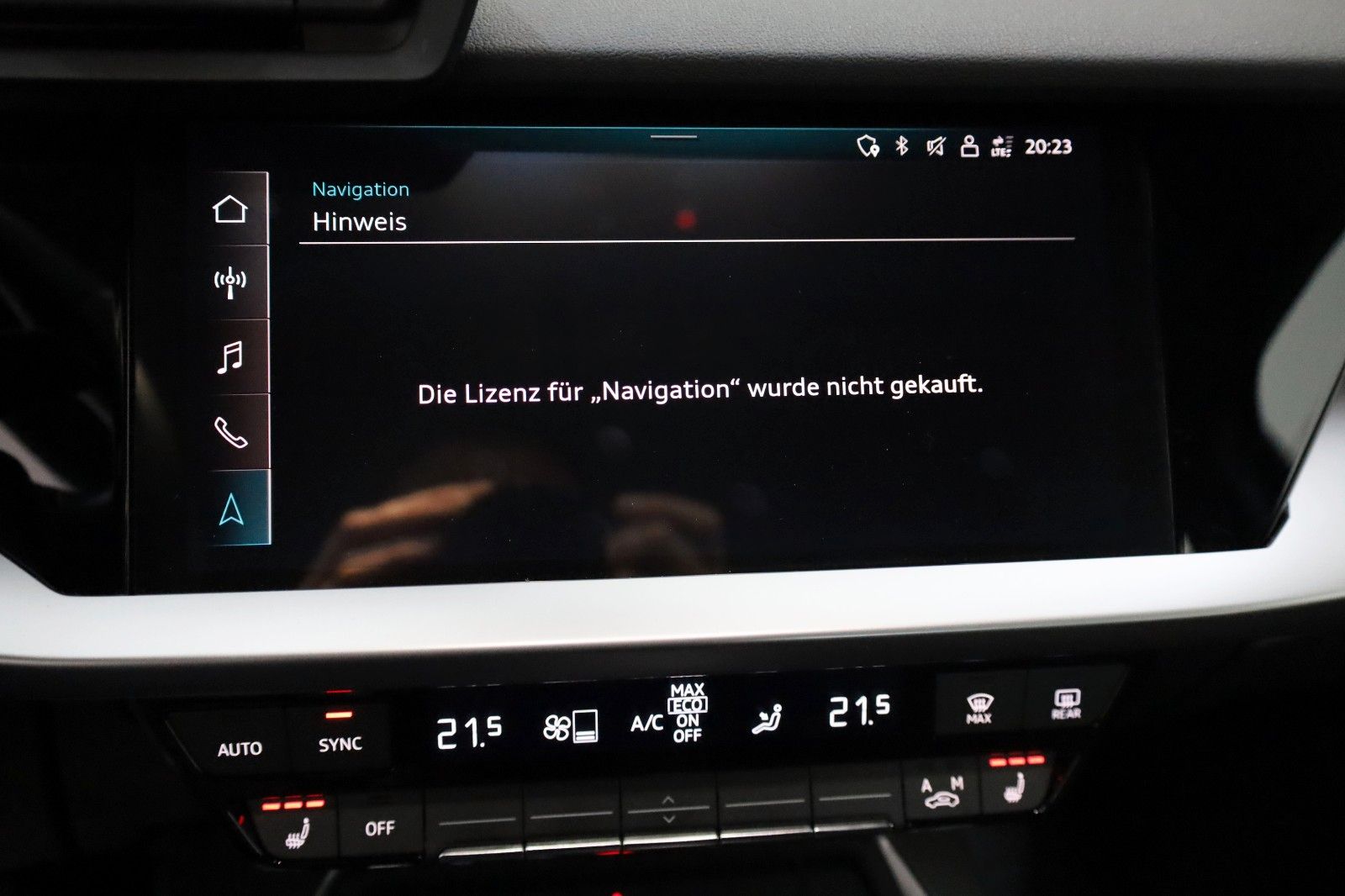 Fahrzeugabbildung Audi A3 40 TFSIe Sportback ACC,LED,CarPlay,SH,PDC