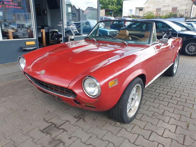 Fiat 124 Spider 1,8 CS1