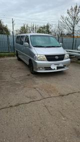 Toyota Hiace Lang - gebrauchte Toyota Hiace aus dem Jahr 2008