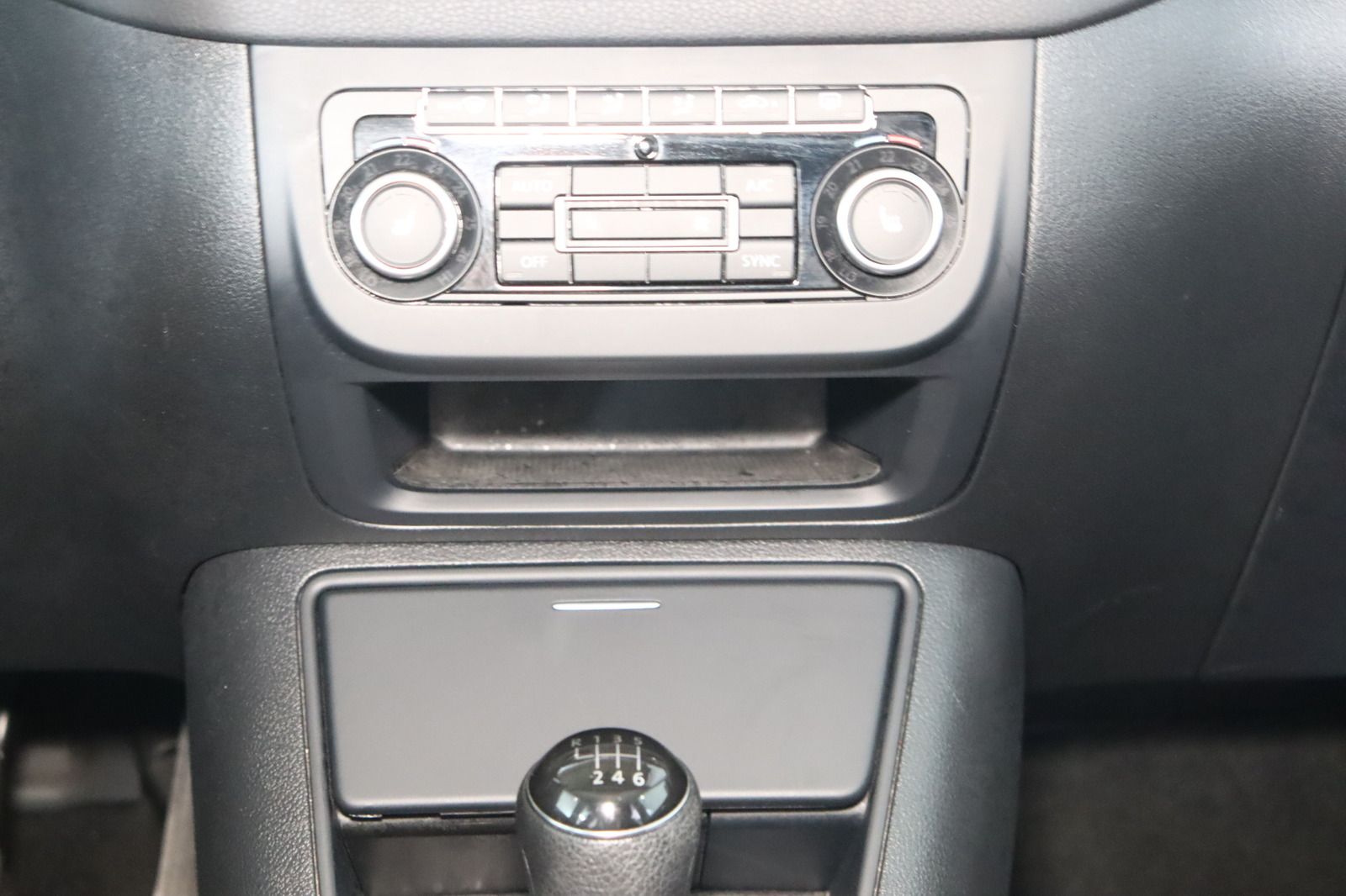 Fahrzeugabbildung Volkswagen Tiguan 1.4 TSI * HU/AU 09.2027