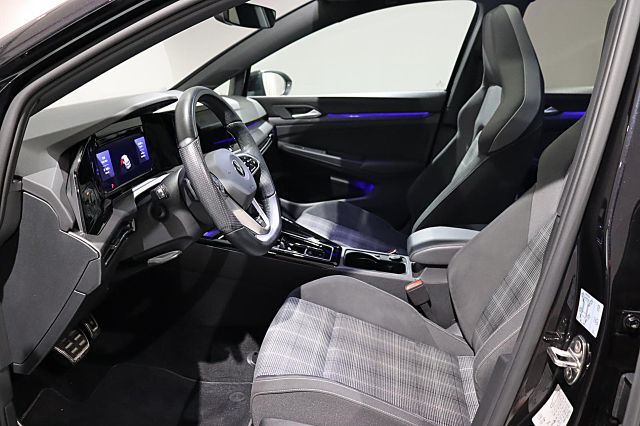 Golf GTD 2.0l TDI 200PS DSG KAMERA PANORAMA LED 