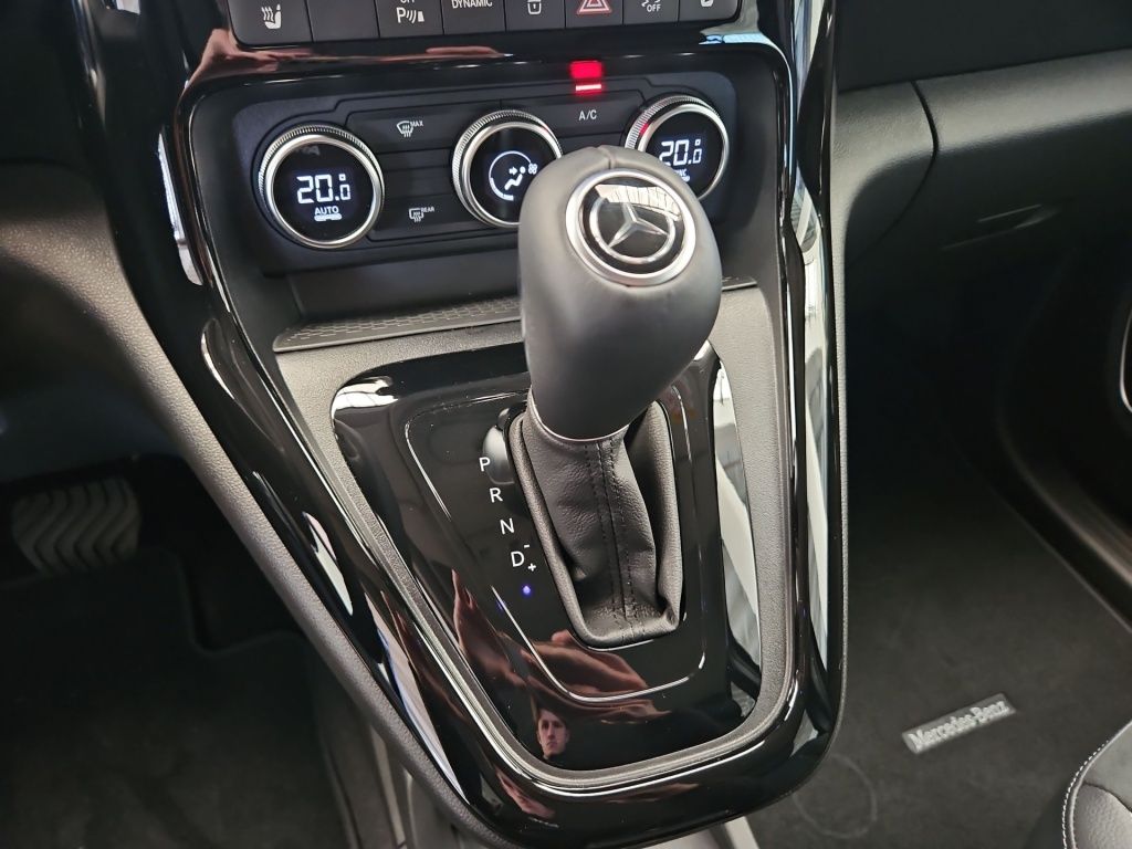 Fahrzeugabbildung Mercedes-Benz EQT 200 Style LED RFK Nav AHK 22KW-AC Flügeltüre