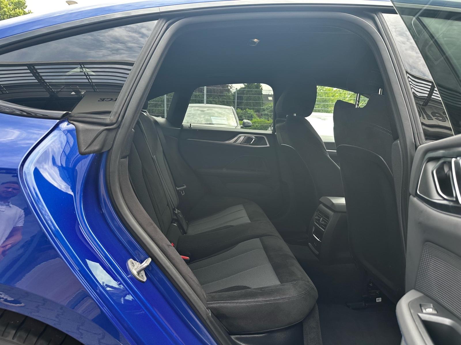 BMW i4 xDrive40 M Sport //HeadUp Stop&Go HiFi AHK