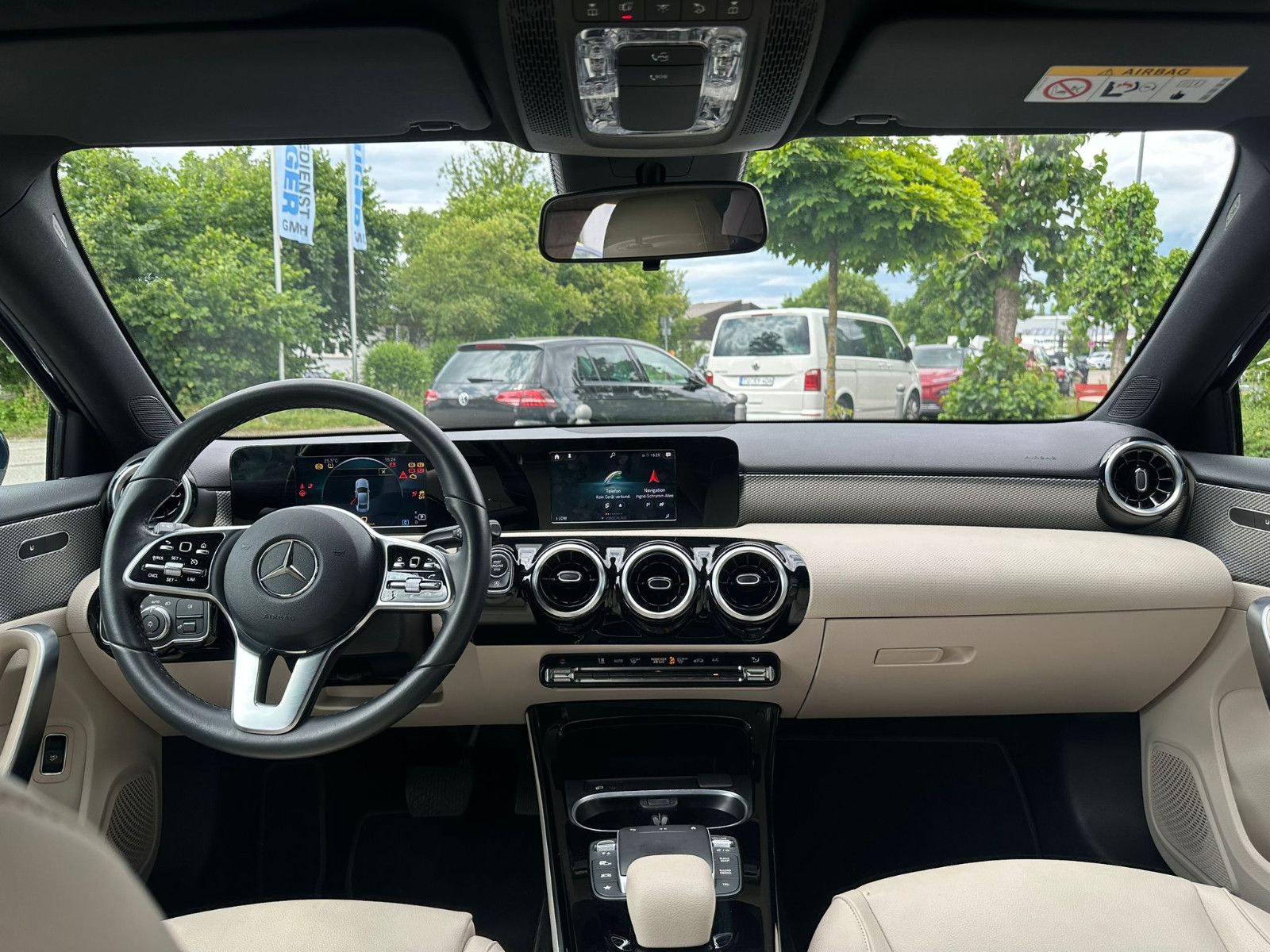 Fahrzeugabbildung Mercedes-Benz A 180 d Limousine *Progressive*NAVI*AHK*LEDER*
