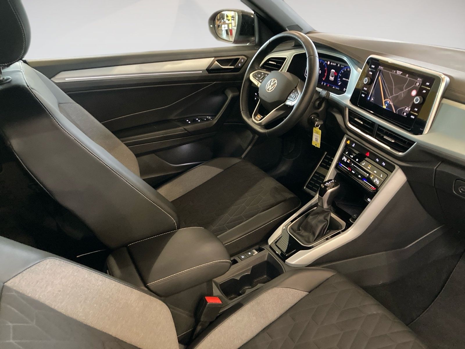 Volkswagen T-Roc - Bild 9