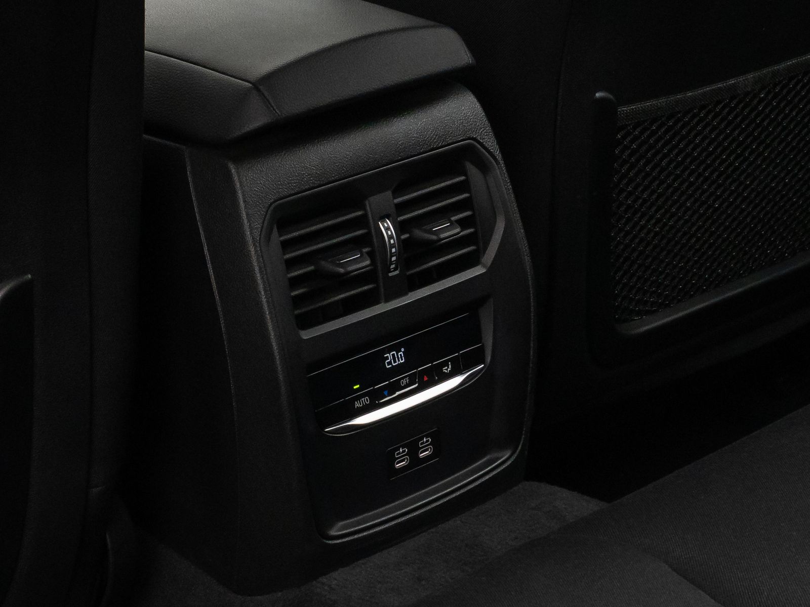 Fahrzeugabbildung BMW 320d xD DAB PDC CockPitPrGeschwindigkeitsreg