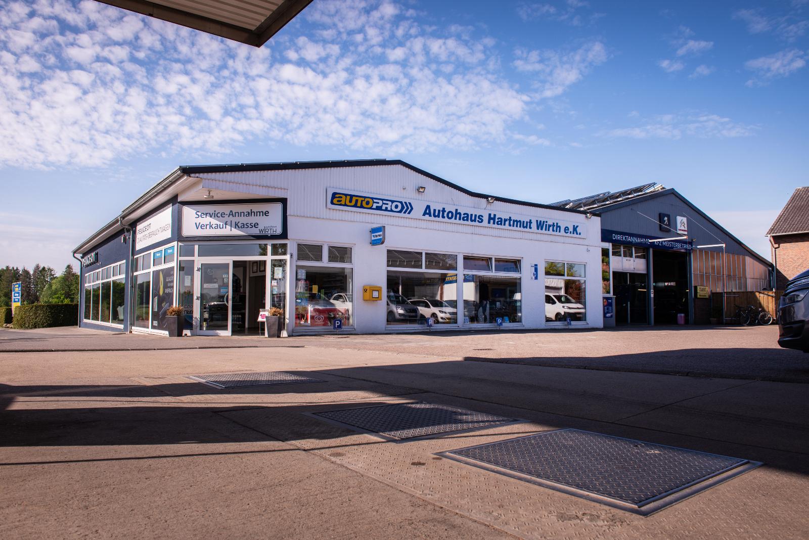 showroom-image-main