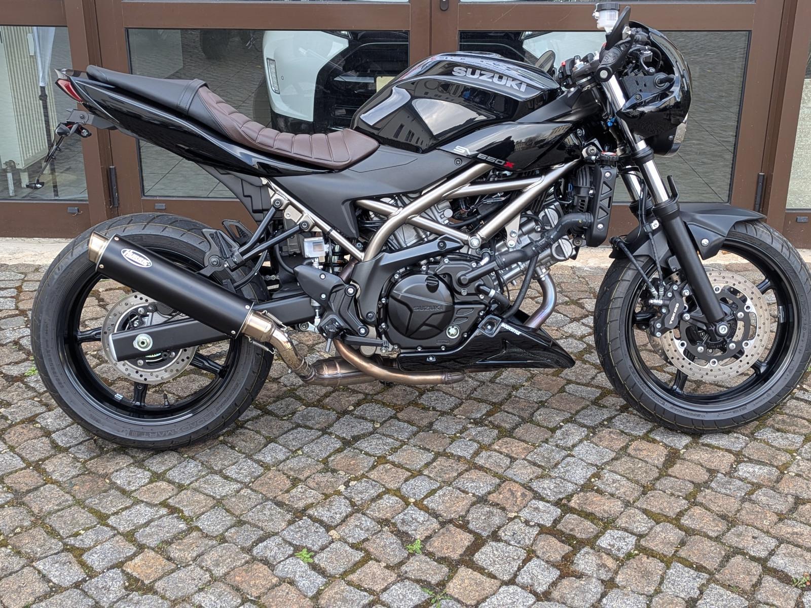 Suzuki SV 650 X mit viel Zubehör , 35kw möglich , top