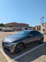 Alfa Romeo Giulia 2.2 Q4 Veloce - Alfa Romeo Giulia in Bochum