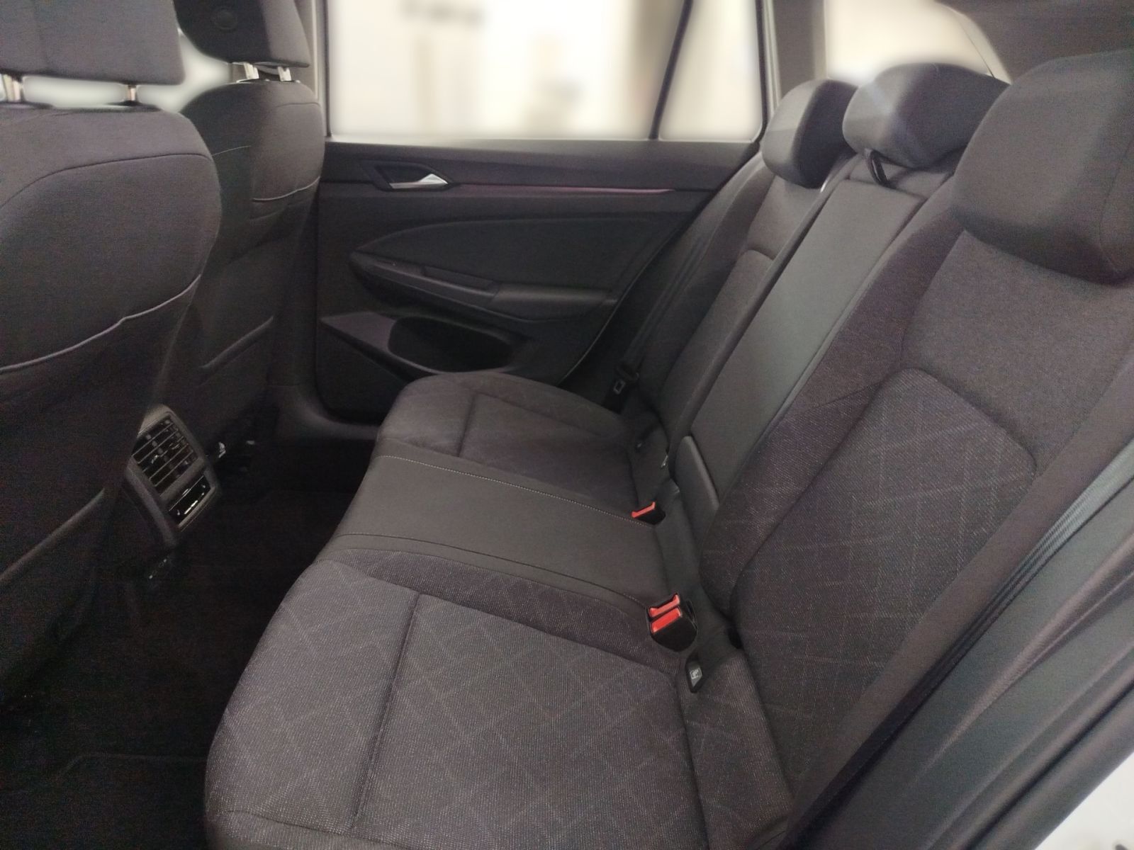 Volkswagen Golf - Bild 10