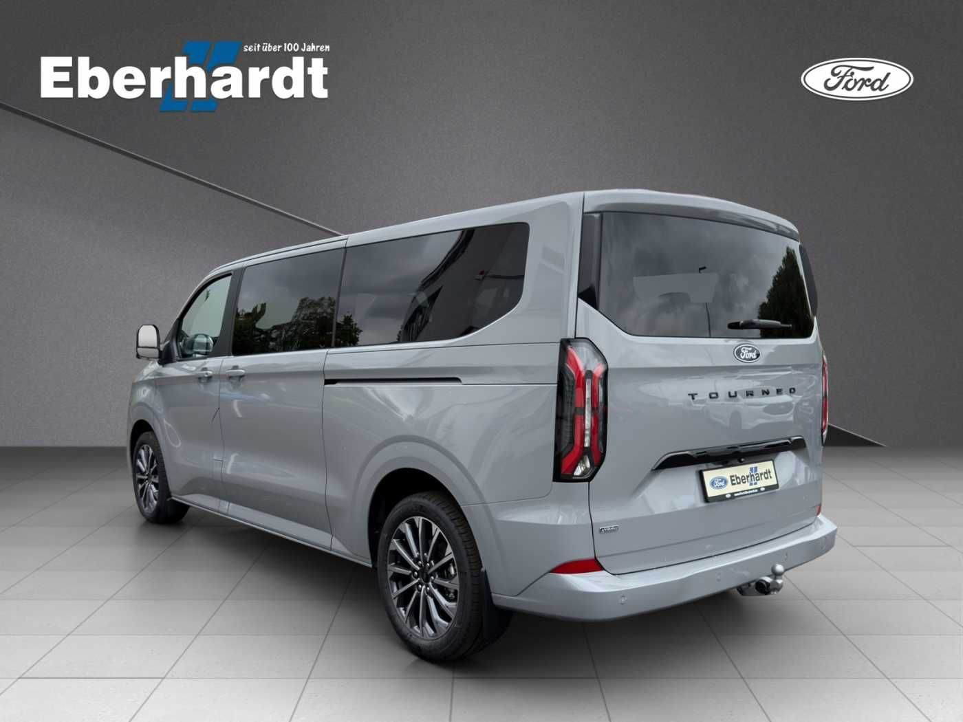 Ford Tourneo Custom Plug-in Hybrid L2 Titanium X imagem 3
