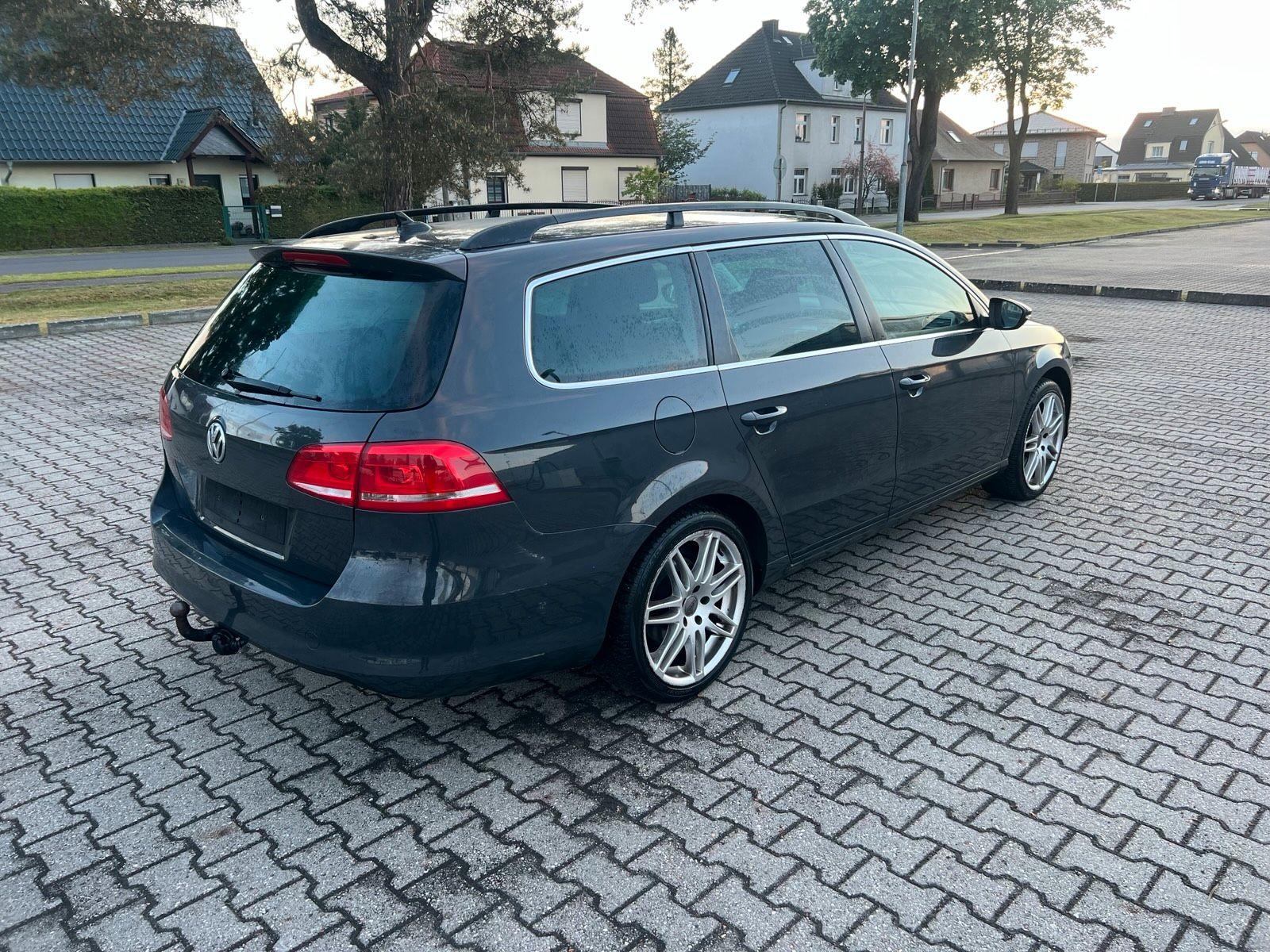 Volkswagen Passat 2012 — photo 6
