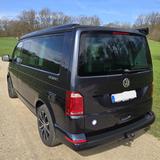 Volkswagen T6 California Ocean 2.0 TDI DSG 4M NAV AHK - blaue Volkswagen T6 California