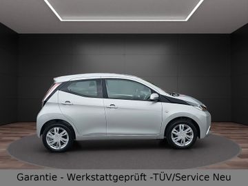 Toyota Aygo (X) - 8