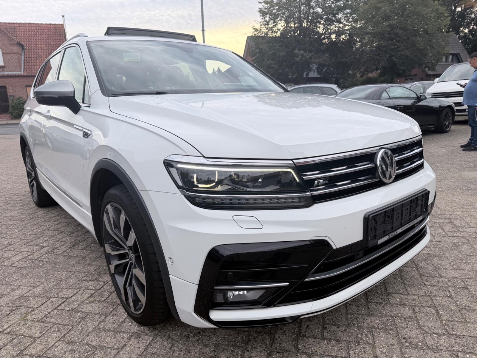 Volkswagen Tiguan Allspace 2.0 TDI*R-Line*4Motion*7 Sitze*