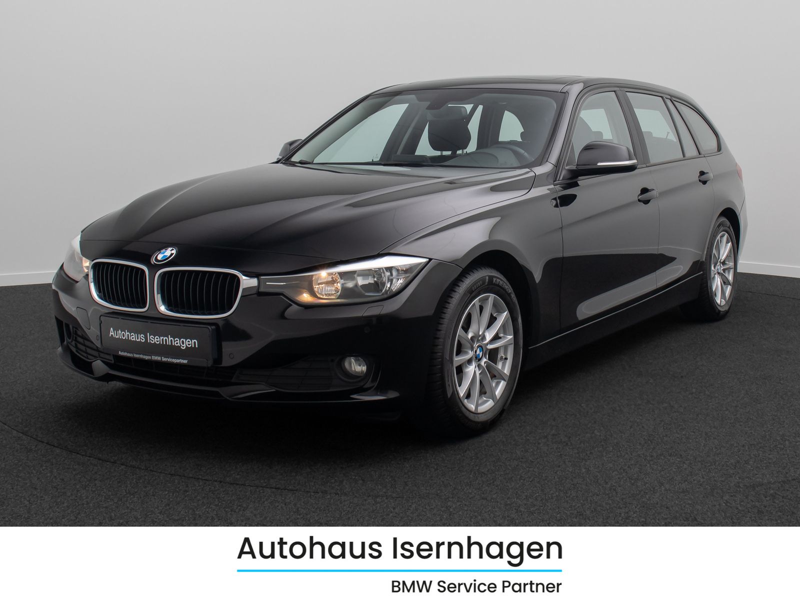 Fahrzeugabbildung BMW 320d PDC Panorama NaviBusiness KlimaAut Regensen