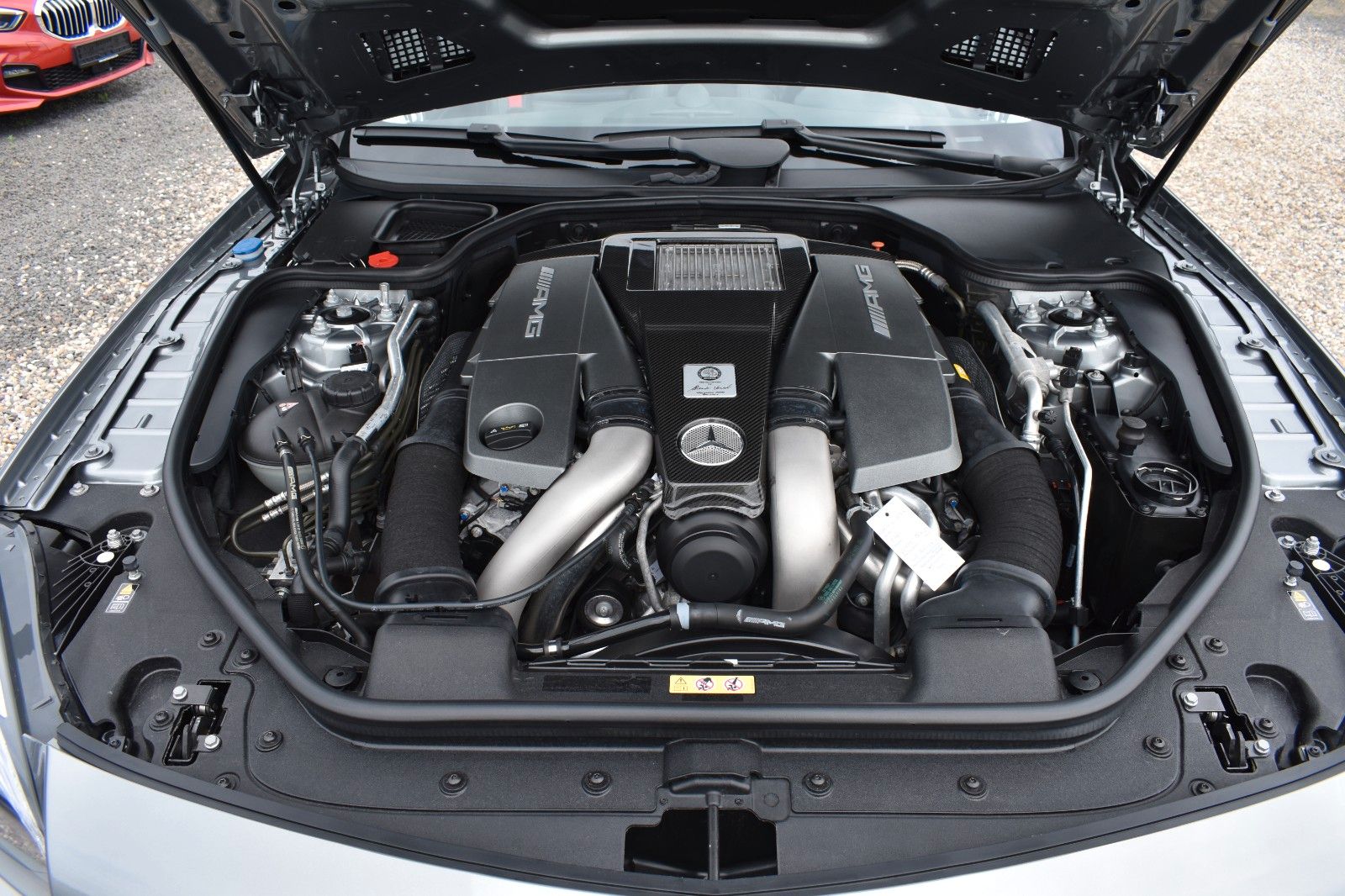 Fahrzeugabbildung Mercedes-Benz SL 63 AMG Carbonp.B&O Keramikbre. Softclose Gara