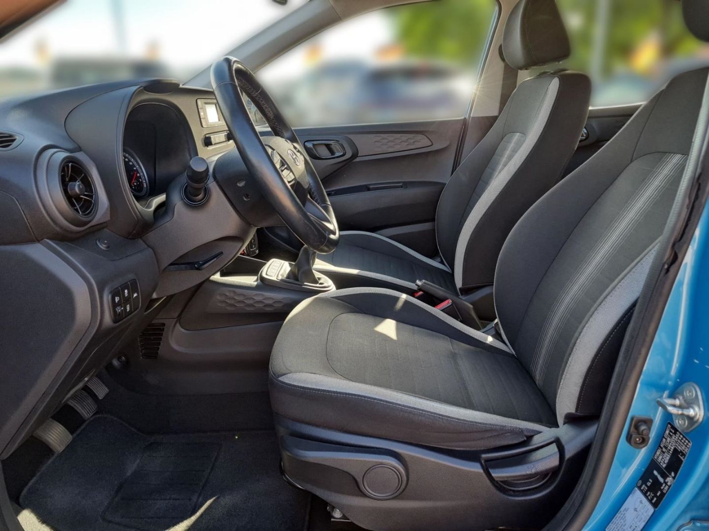 Fahrzeugabbildung Hyundai i10 New MJ21 1.0 Benzin M T Select Funktionspake
