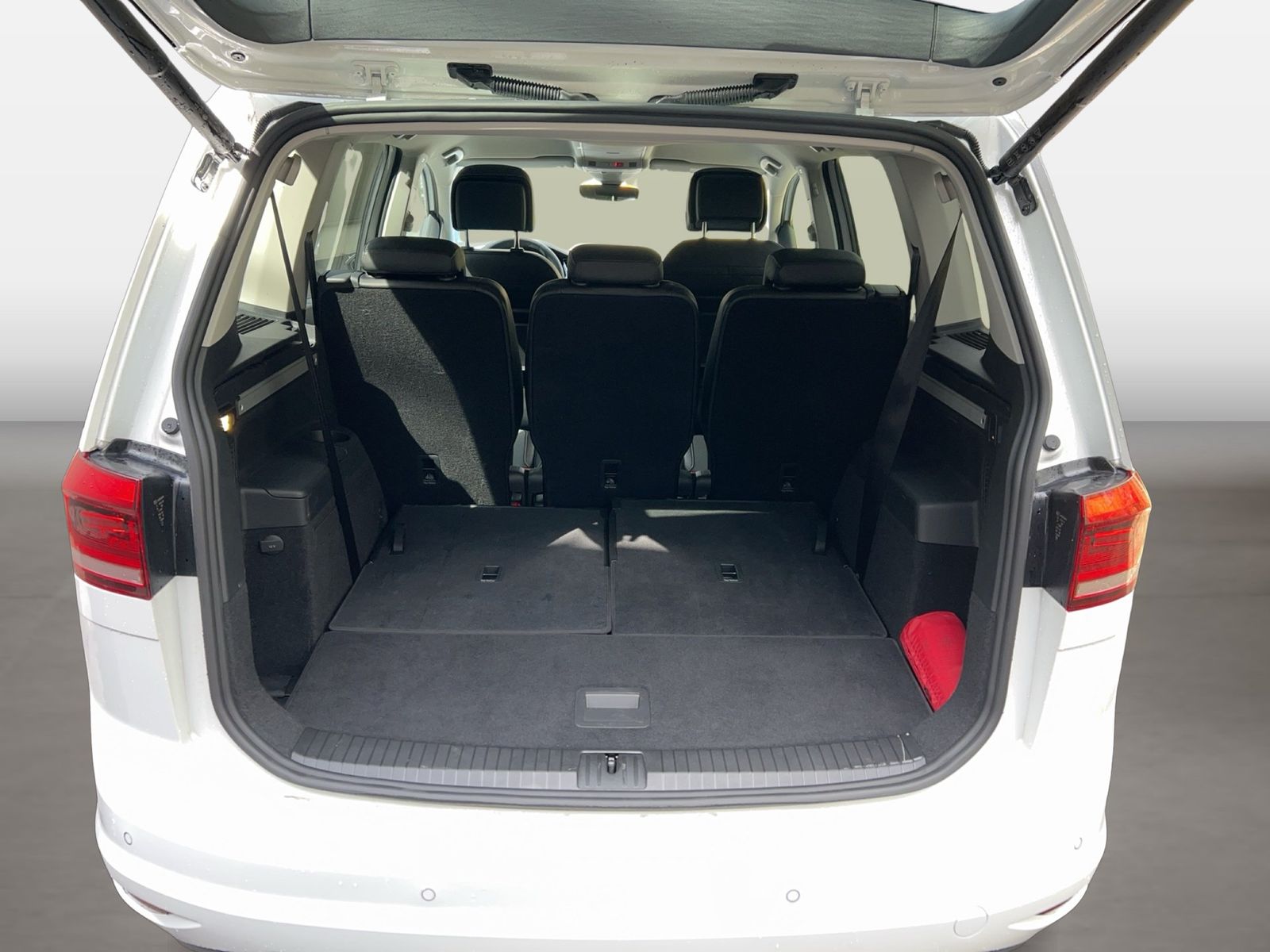 Volkswagen Touran - Bild 12