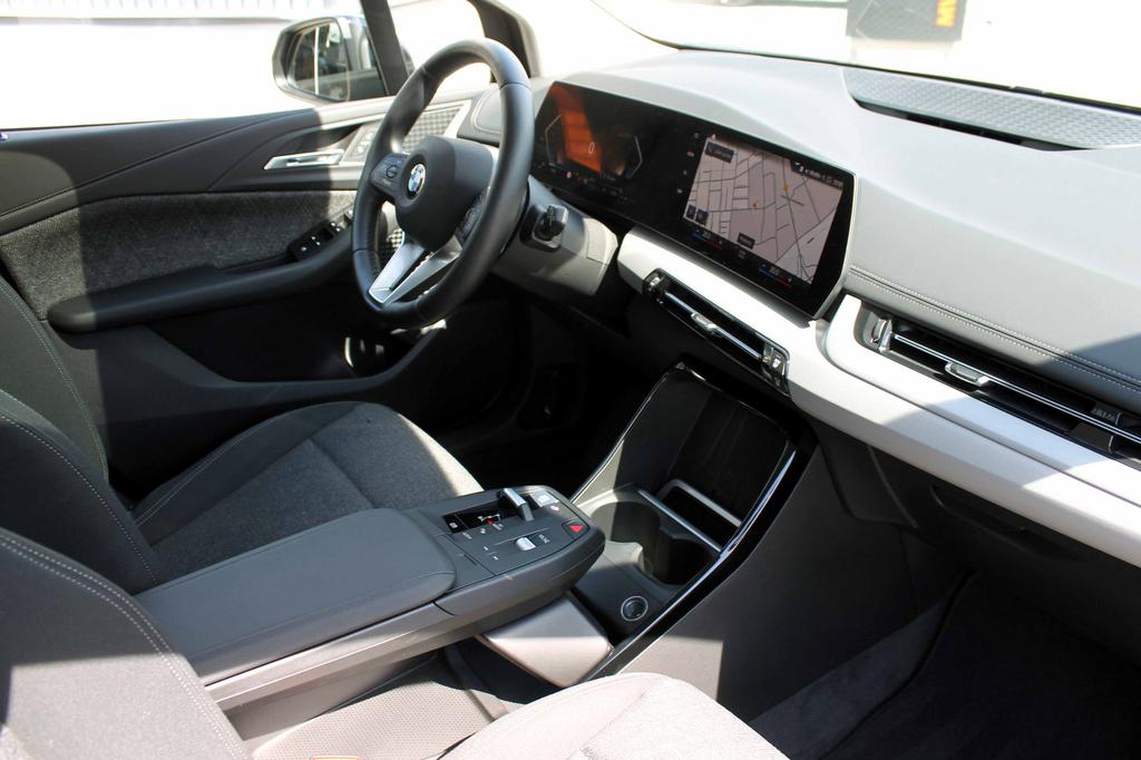 BMW 220