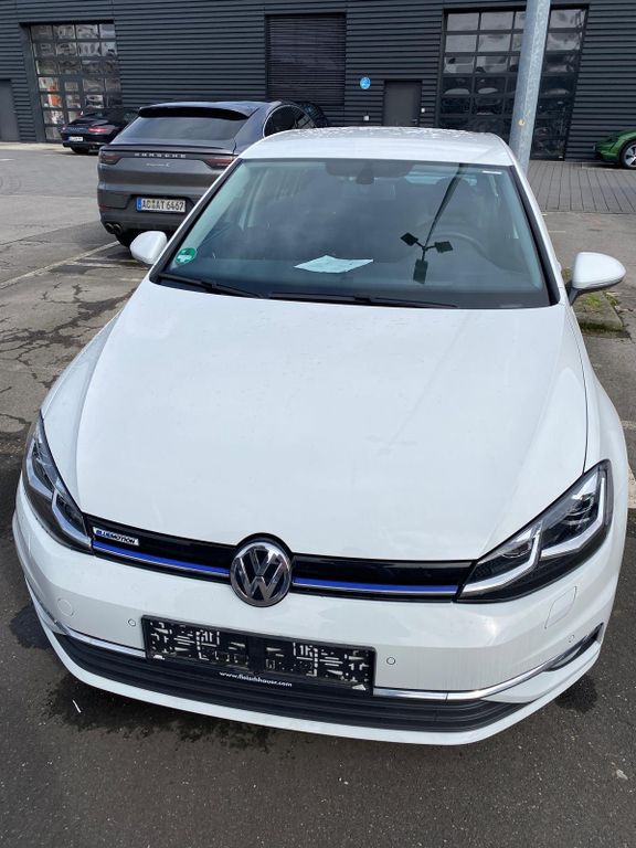Image of Volkswagen Golf