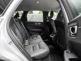 Volvo XC60 B4 Plus Dark SOUNDSYSTEM (HARMAN/KARDON) - Volvo XC60: 4.4